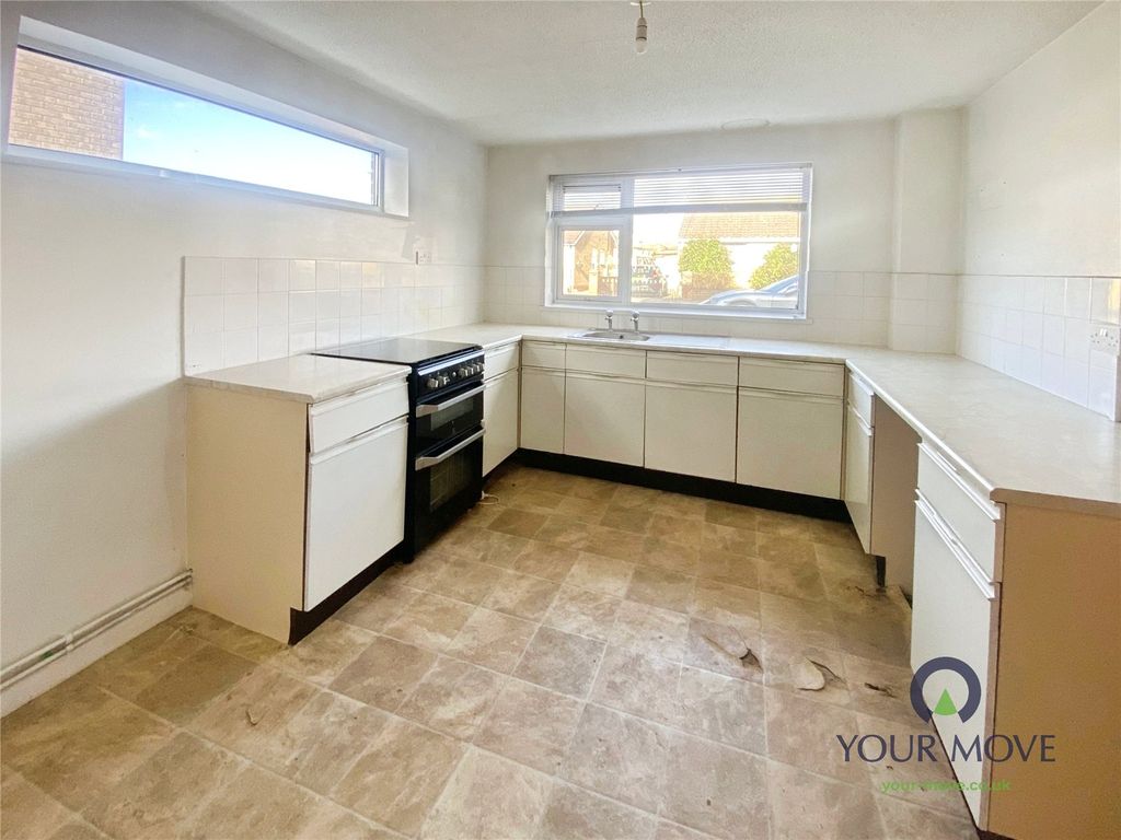 Property photo 3 of 12 Picture No. 12