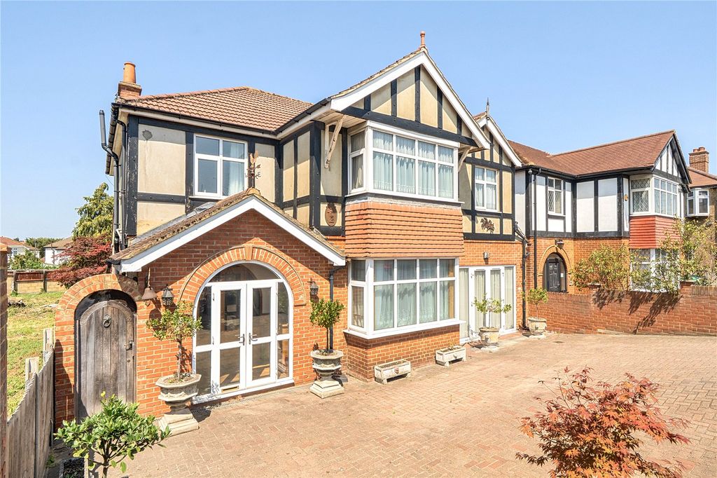 Property photo 1 of 16 Picture No. 01
