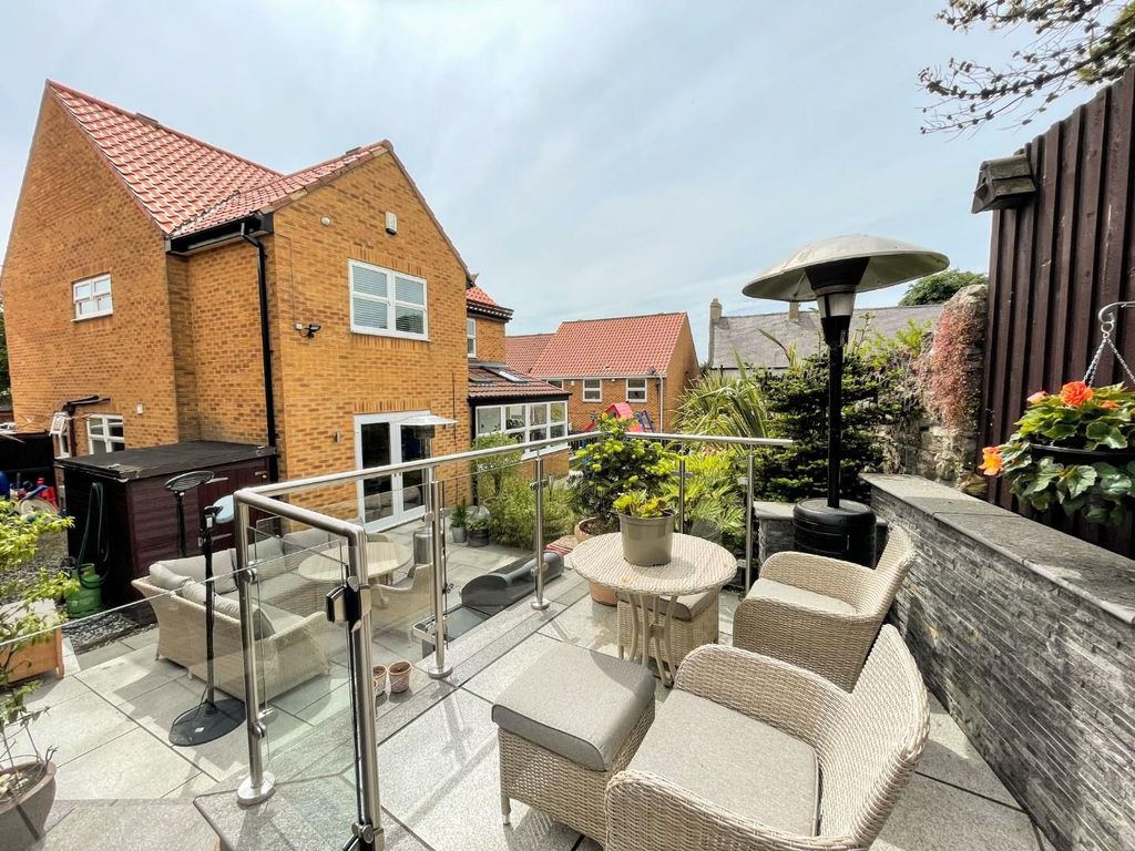 Property photo 3 of 36 Rear Garden