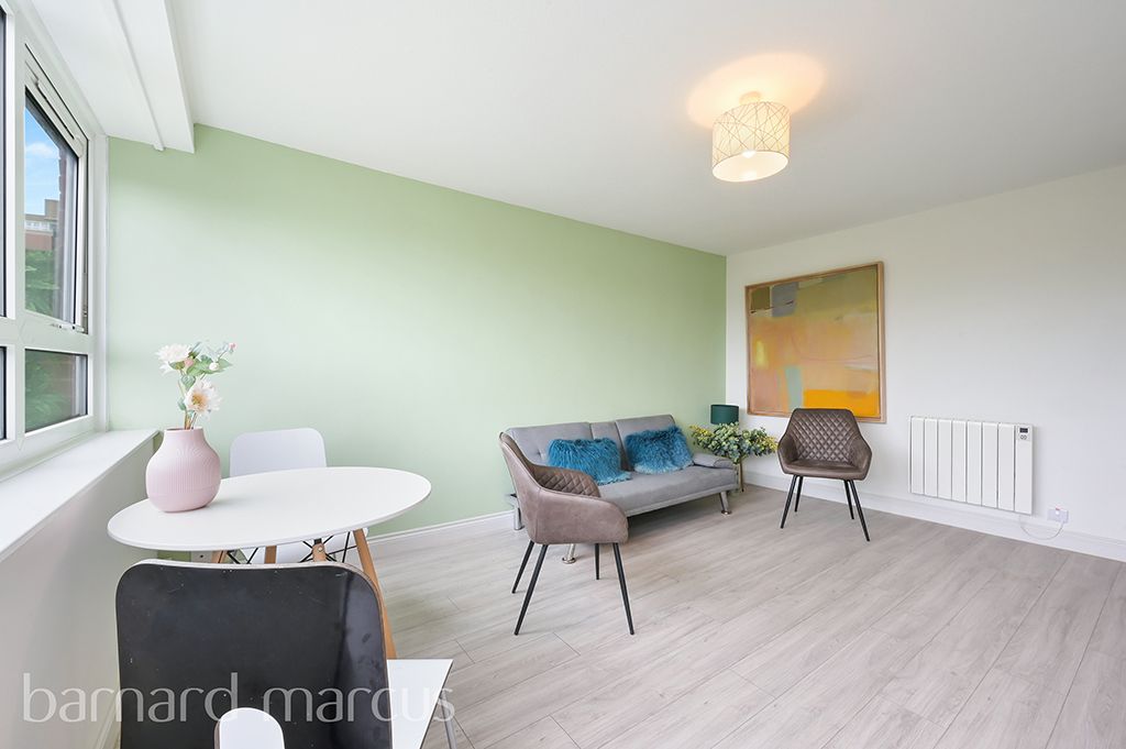 Property photo 2 of 8