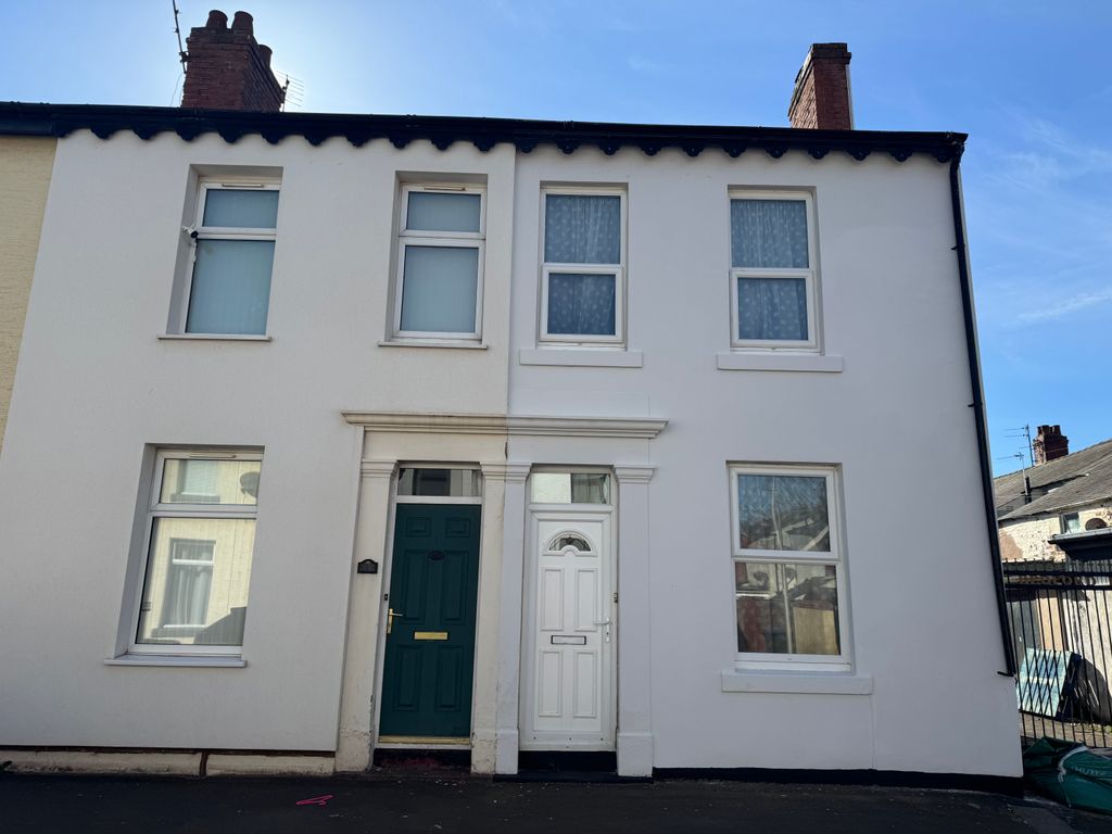 Property photo 1 of 5