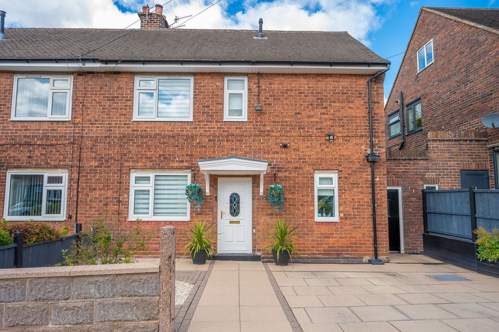 Property photo 1 of 31
