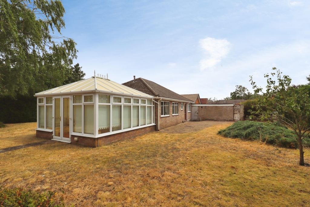 Property photo 3 of 18