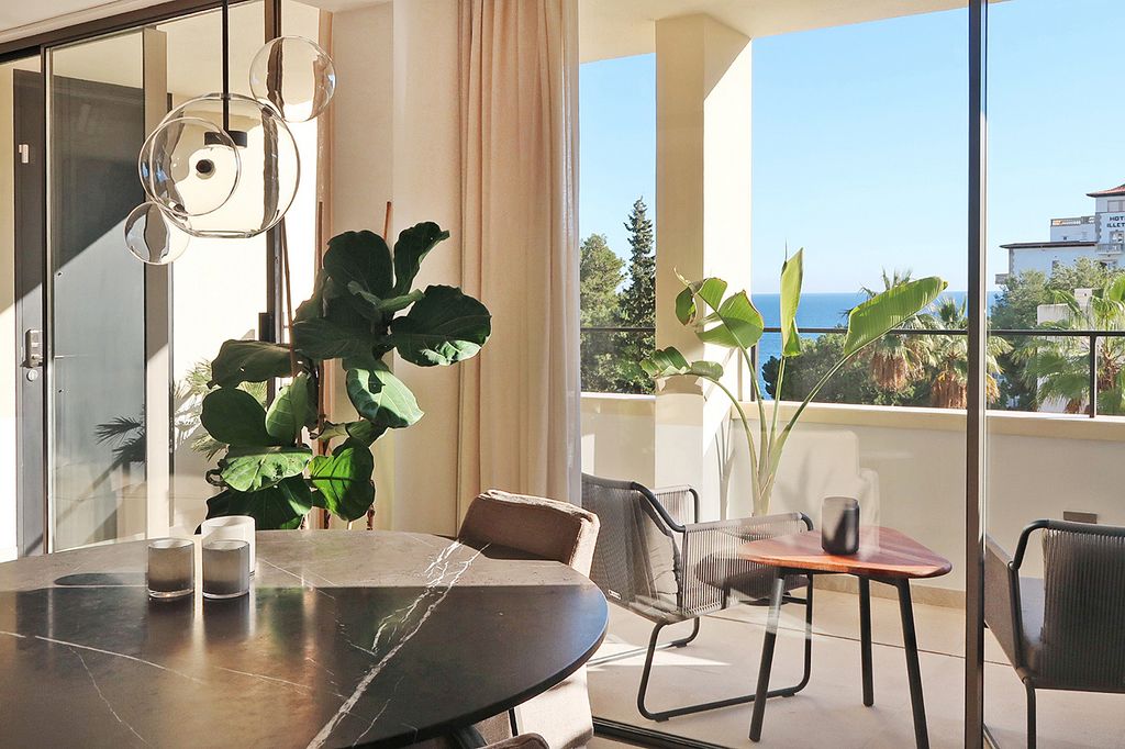 Property photo 2 of 15 Rei1101-Modern-High-End-Apartment-With-Sea-View-In-Illetas-08.Jpg
