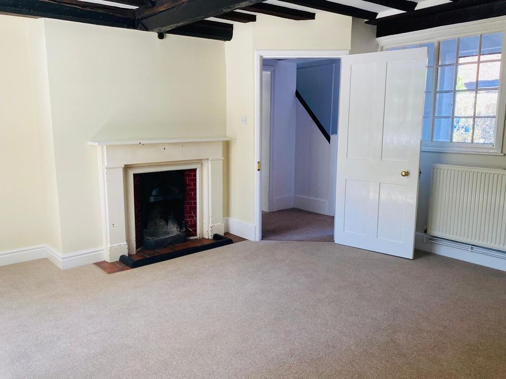 Property photo 3 of 13 Living Room