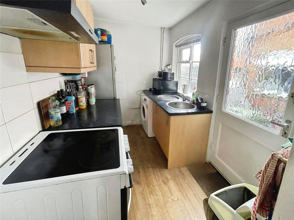 Property photo 3 of 13 Kitchen