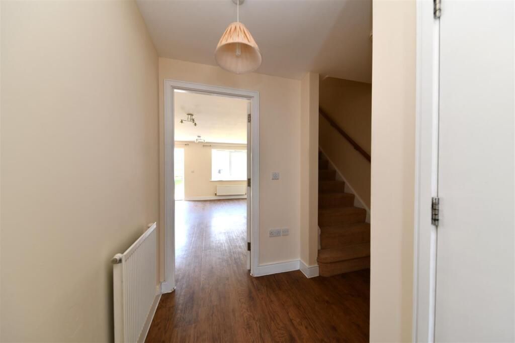 Property photo 3 of 24