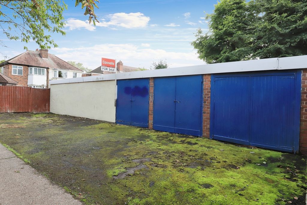Property photo 3 of 4