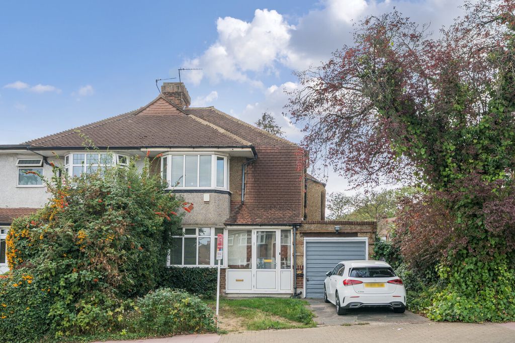 Property photo 1 of 14 1523616-1-6Ab5247...