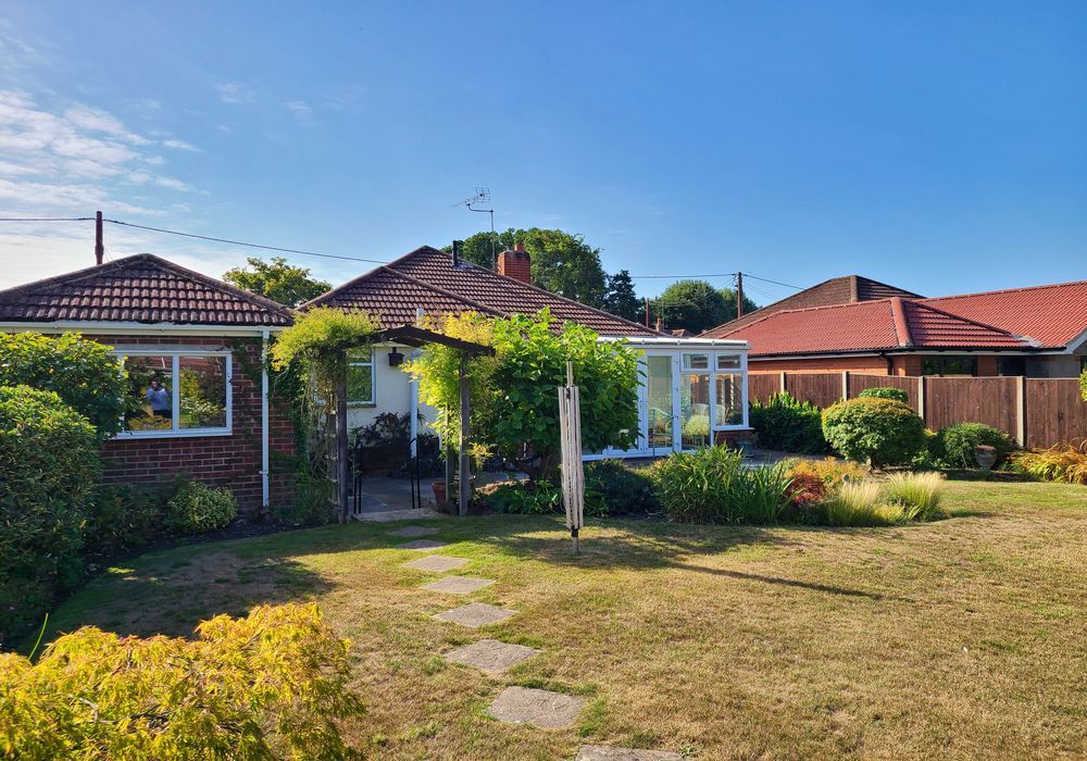 Property photo 3 of 34