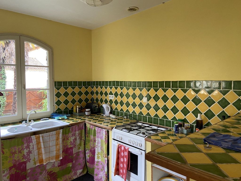 Property photo 3 of 27