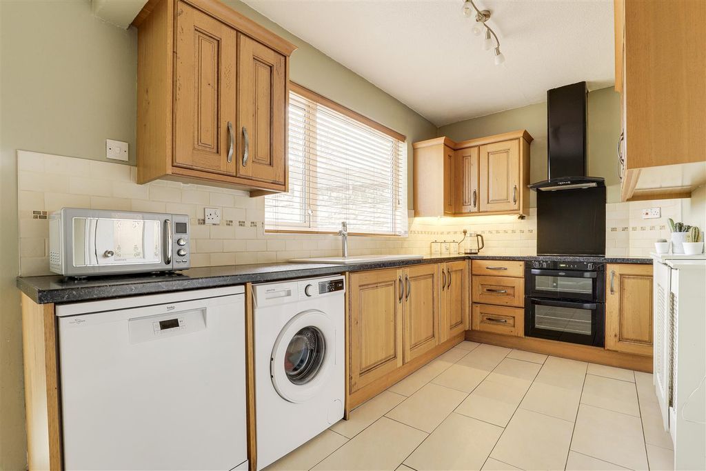 Property photo 3 of 19 12.Jpg