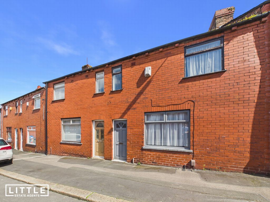 Property photo 1 of 14 Photo 6