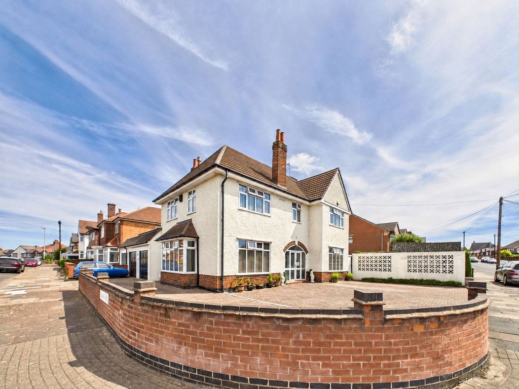 Property photo 1 of 38