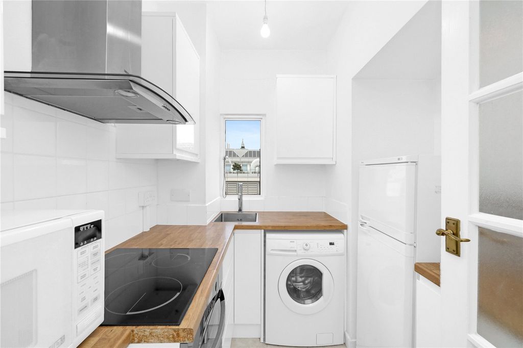 Property photo 2 of 12 Picture No. 12