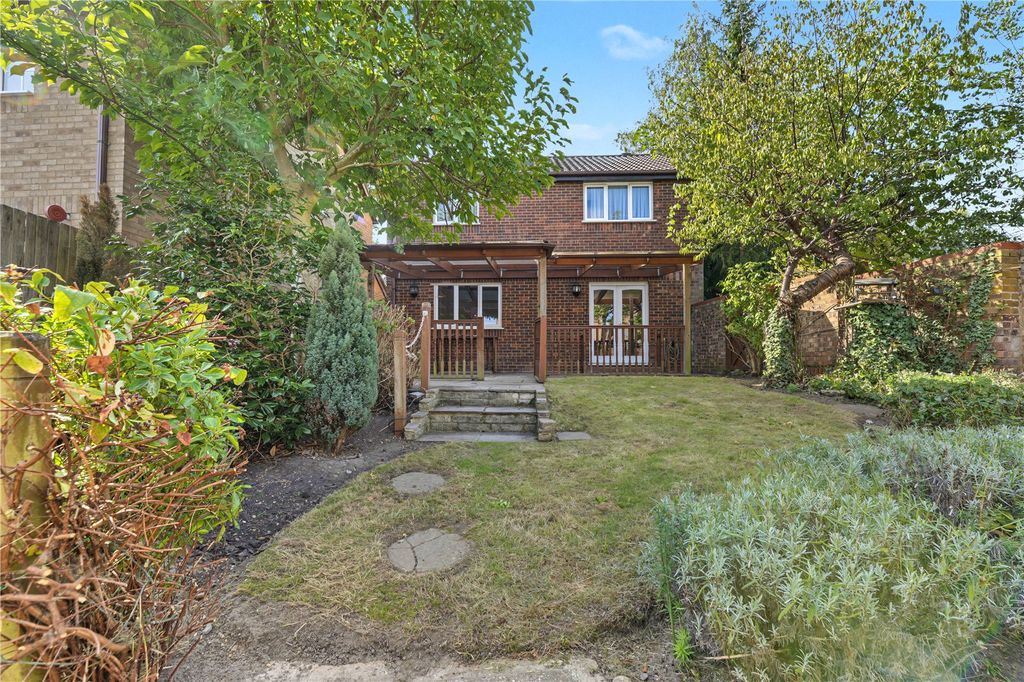 Property photo 3 of 26 Picture No. 27