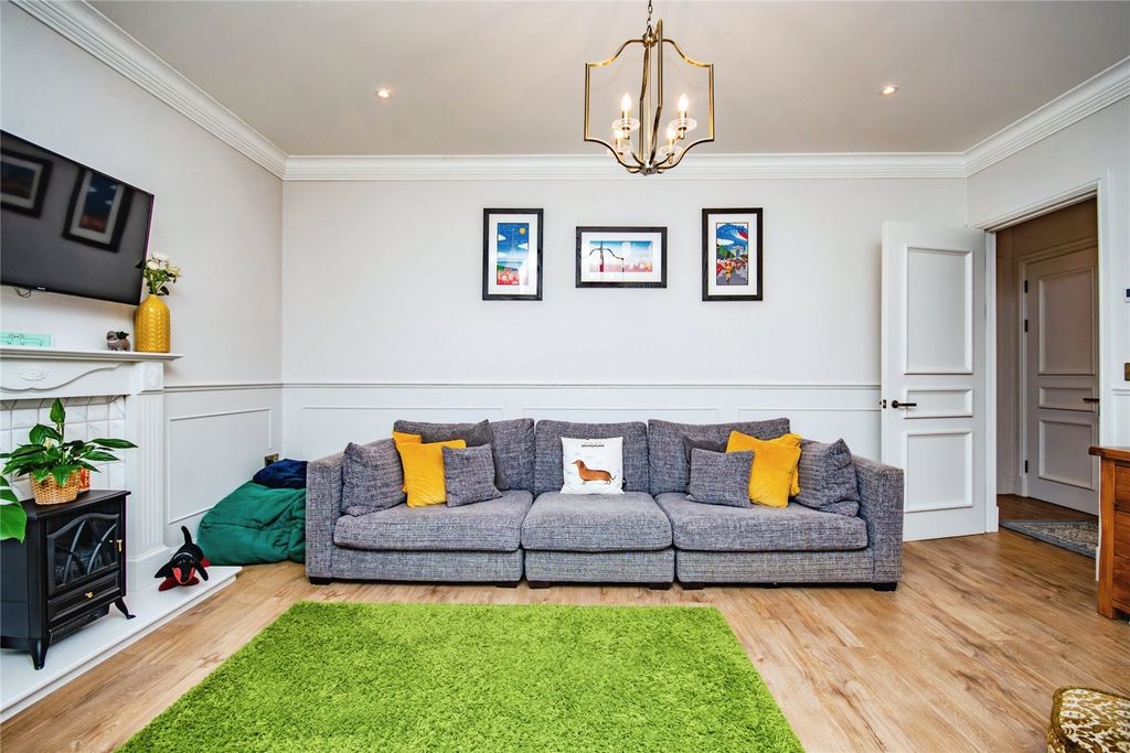 Property photo 2 of 18 Picture No. 07