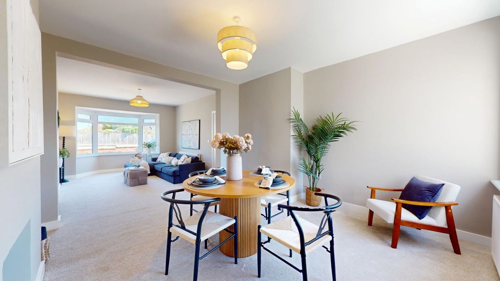 Property photo 3 of 31 5114619