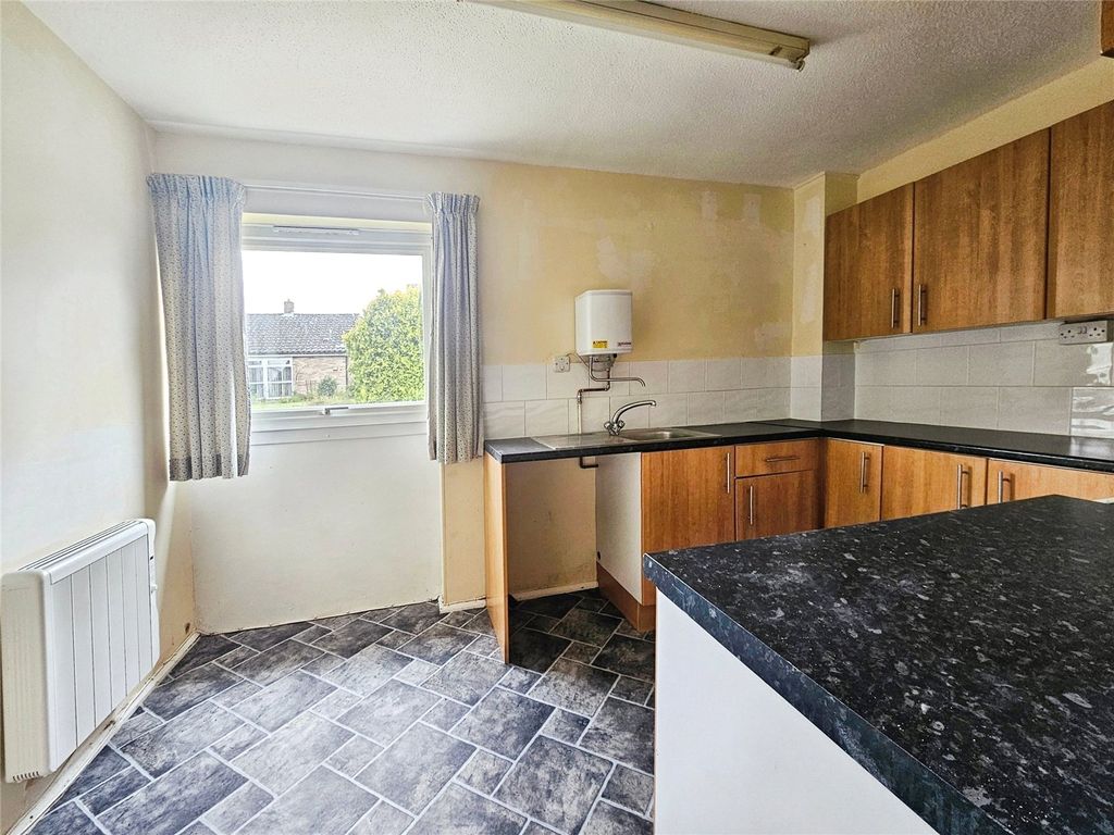 Property photo 2 of 14 Picture No. 36