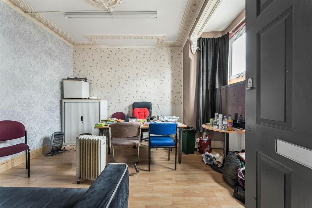 Property photo 3 of 25 3.Jpg