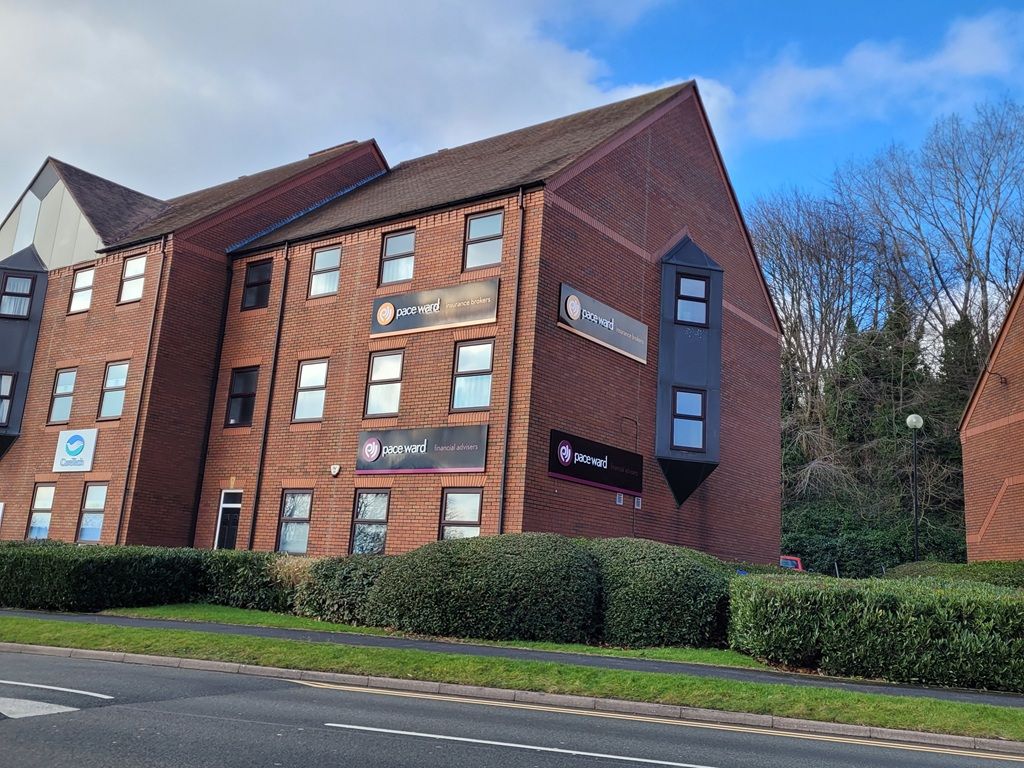 Property photo 1 of 8 Photo 8