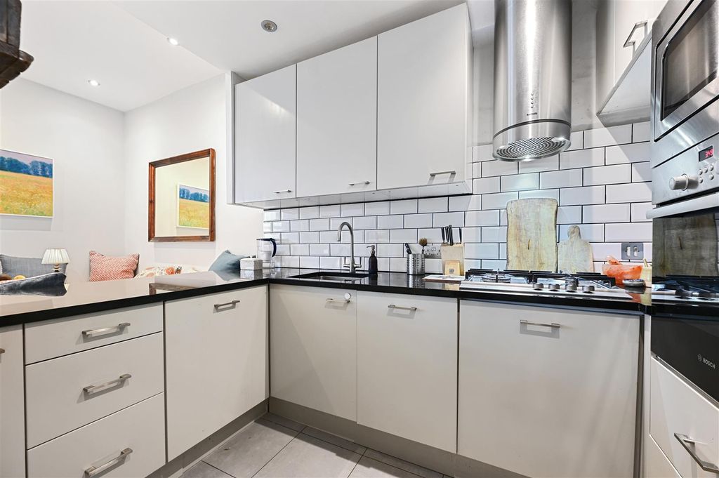 Property photo 3 of 11 Kitchen1 (1).Jpg