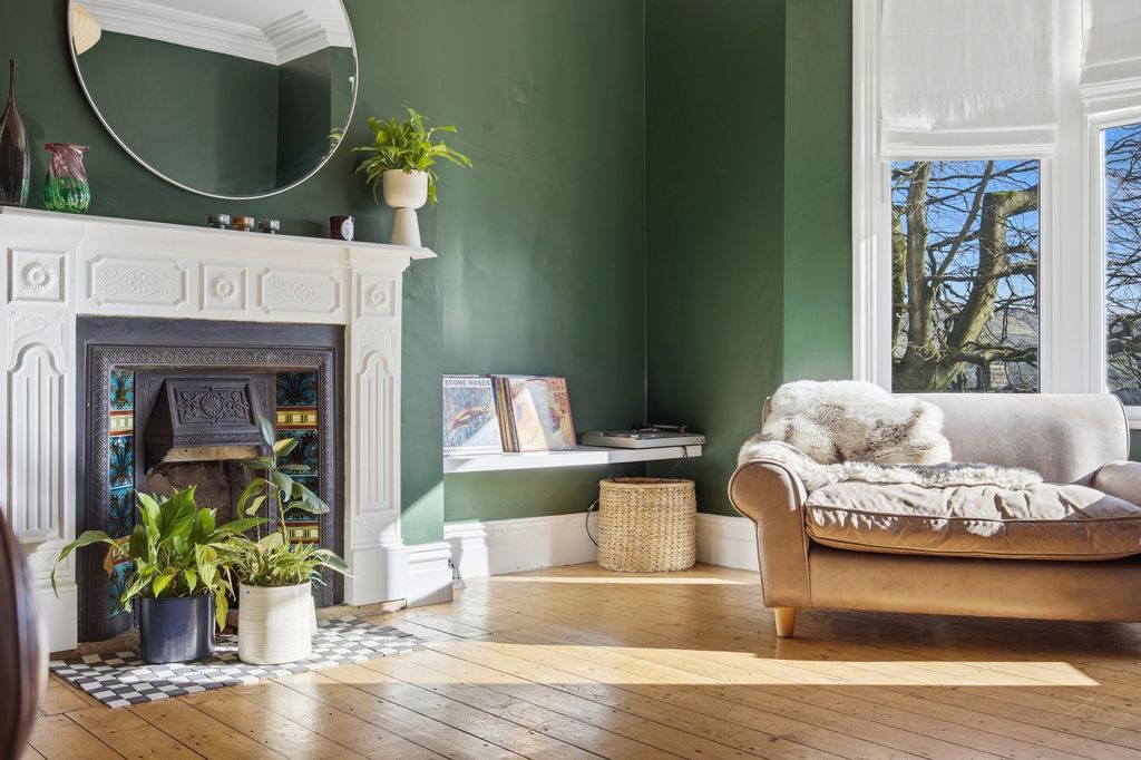 Property photo 3 of 64