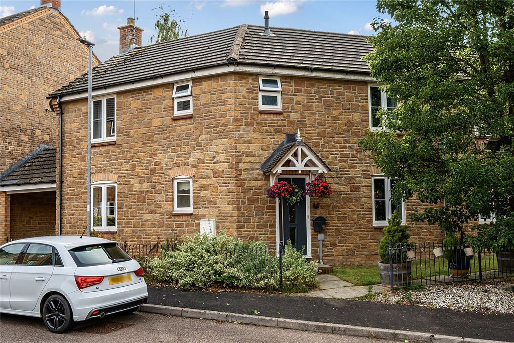 Property photo 1 of 13 1 - Picture No. 29