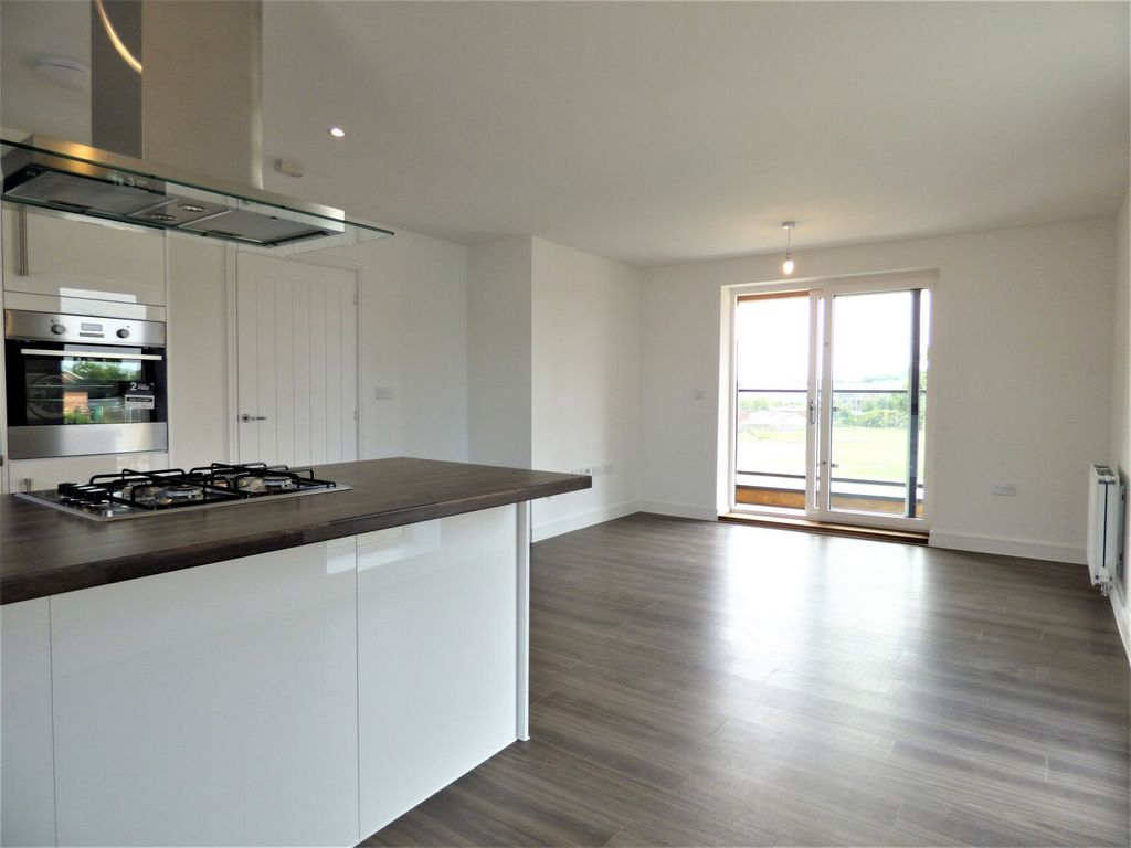 Property photo 2 of 9 Picture No. 11