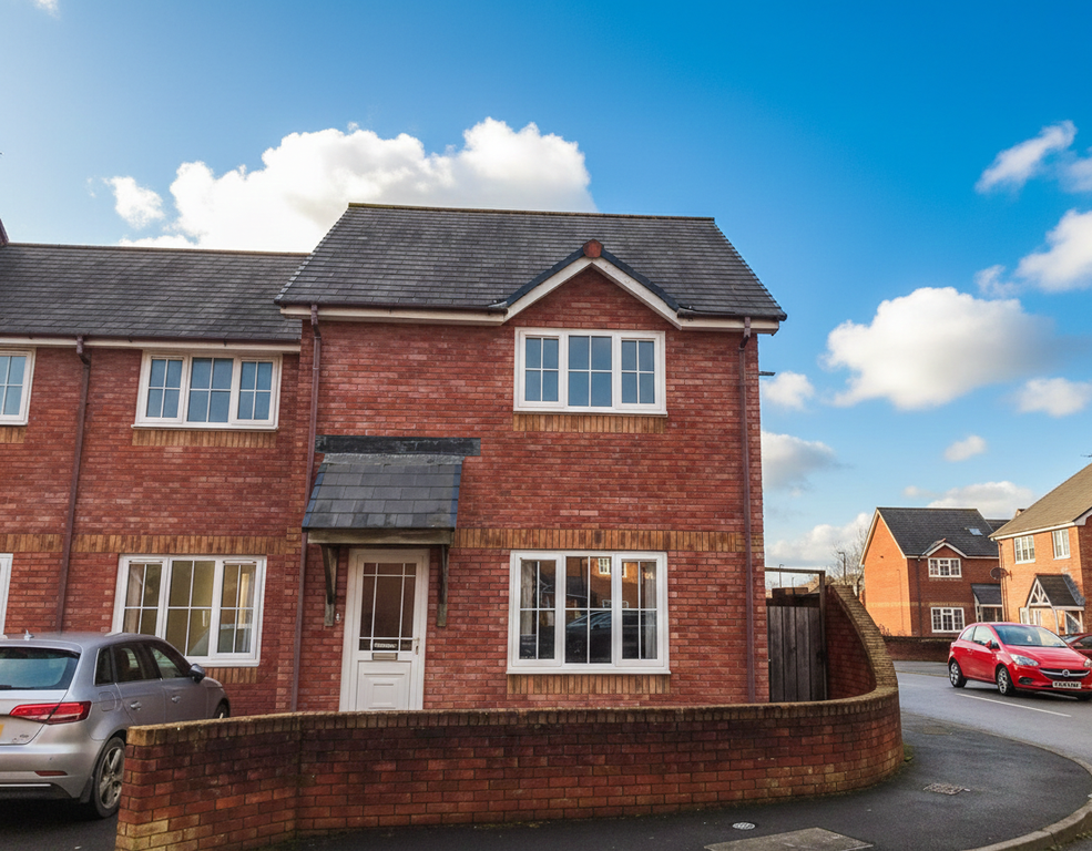 Property photo 1 of 13