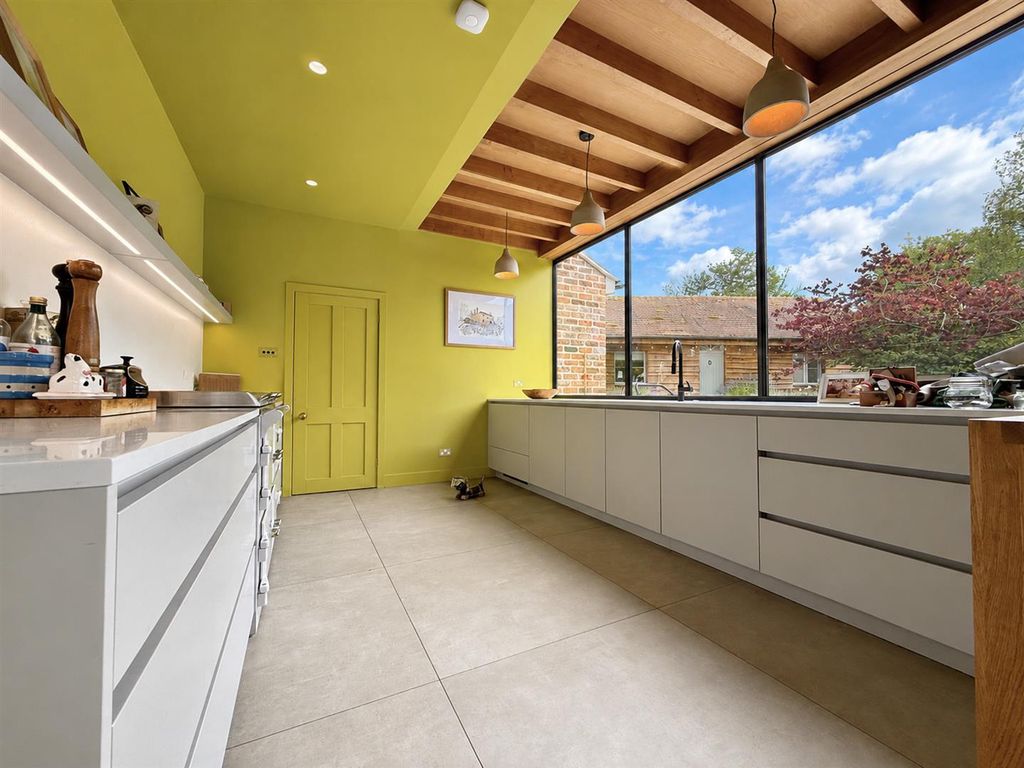 Property photo 2 of 34 Kitchen.Jpg