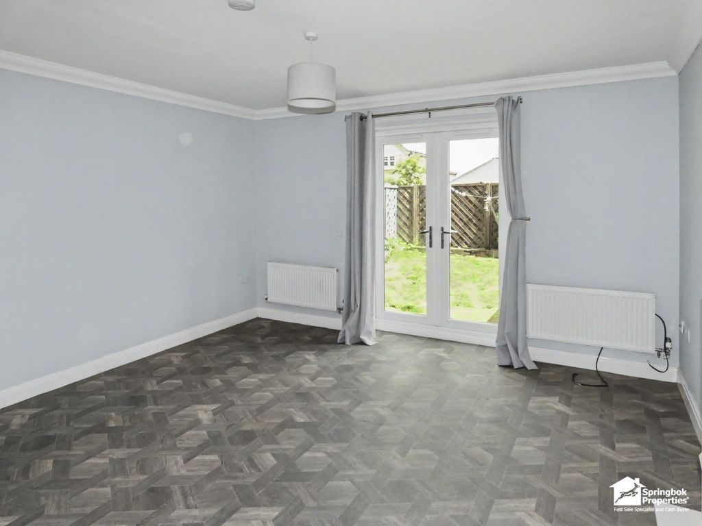 Property photo 3 of 12 Image 2