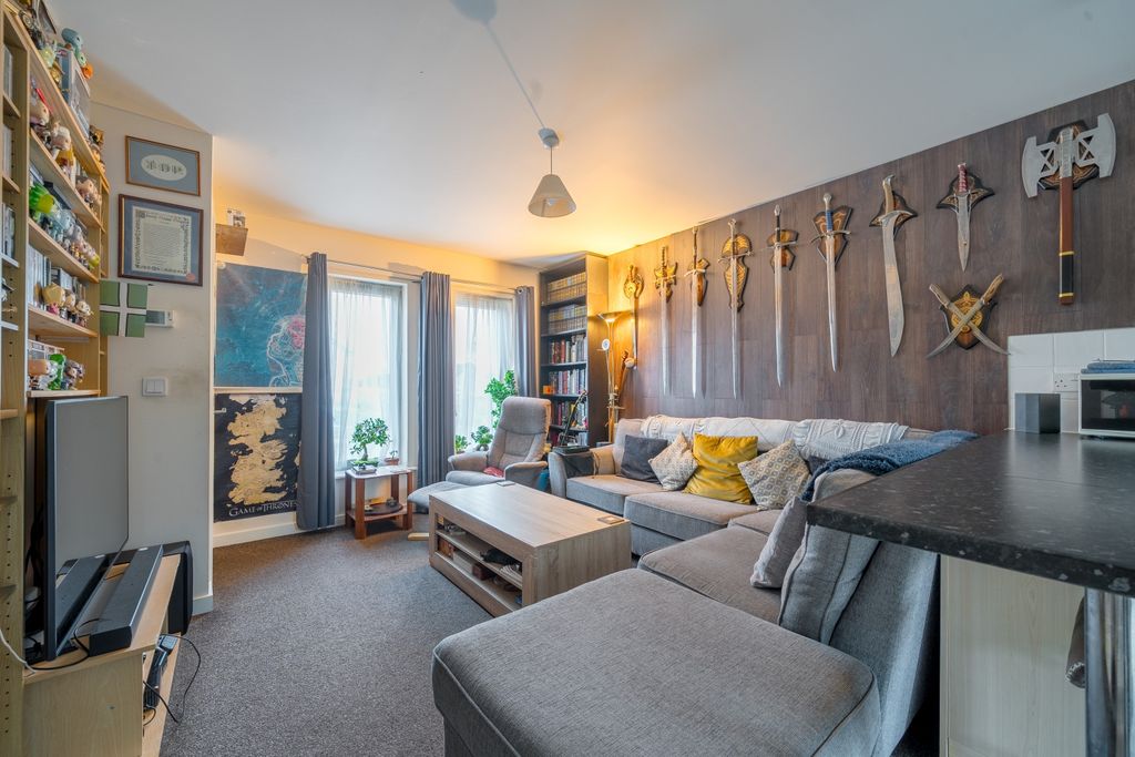 Property photo 3 of 20 1536906-13-1A15Eeb2Ab2cc