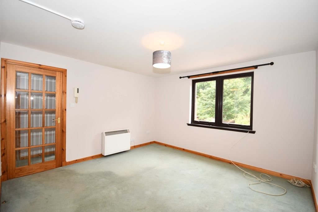 Property photo 2 of 9 Photo