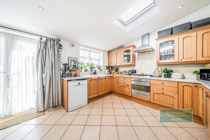 Property photo 3 of 16 Photo 14