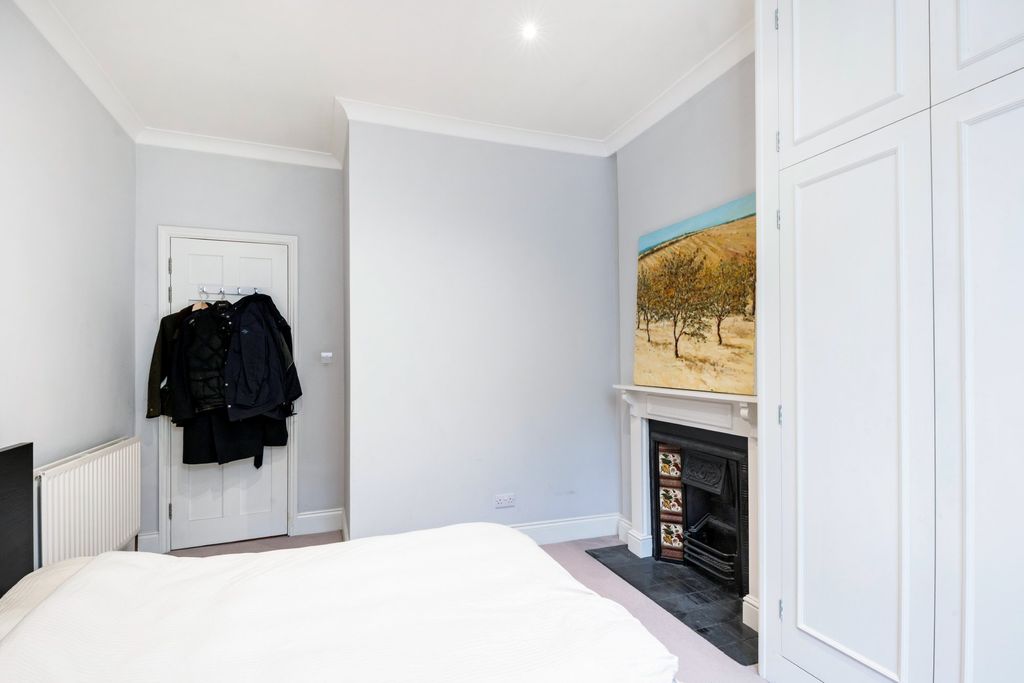 Property photo 3 of 9 Photo 03