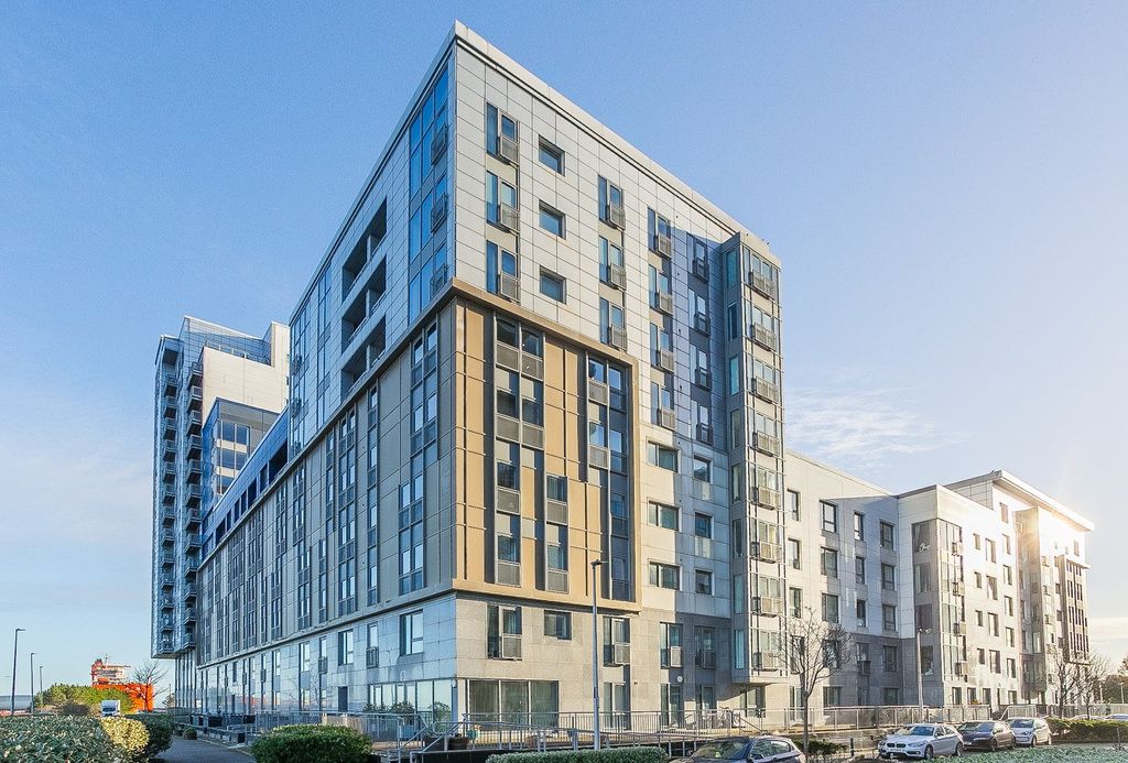 Property photo 3 of 31