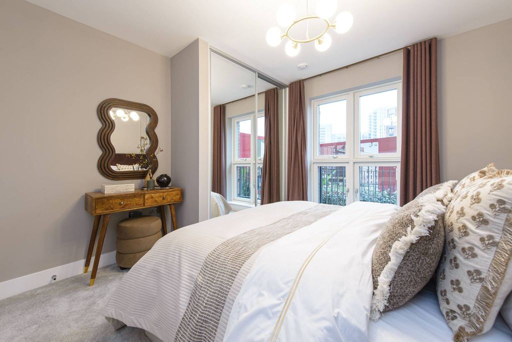 Property photo 3 of 21