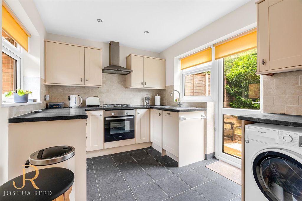 Property photo 2 of 20 Internal-15.Jpg