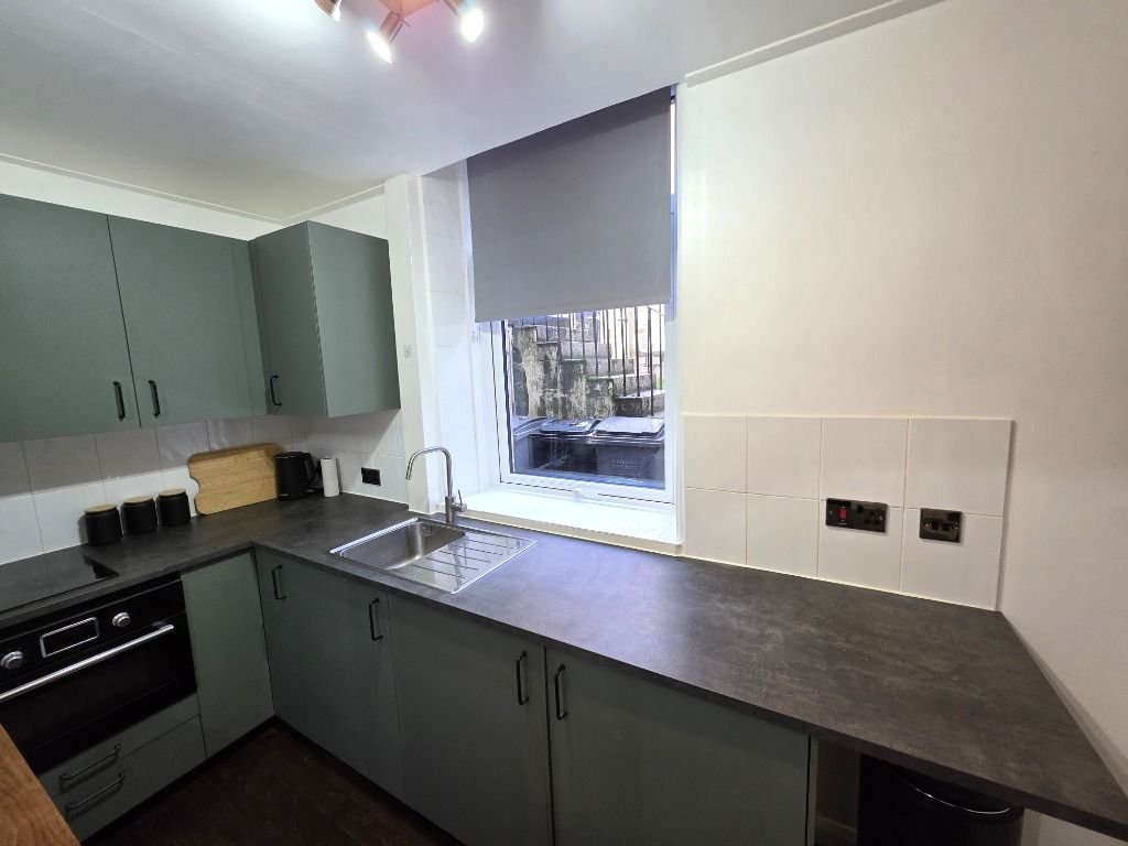 Property photo 3 of 8 Photo 3