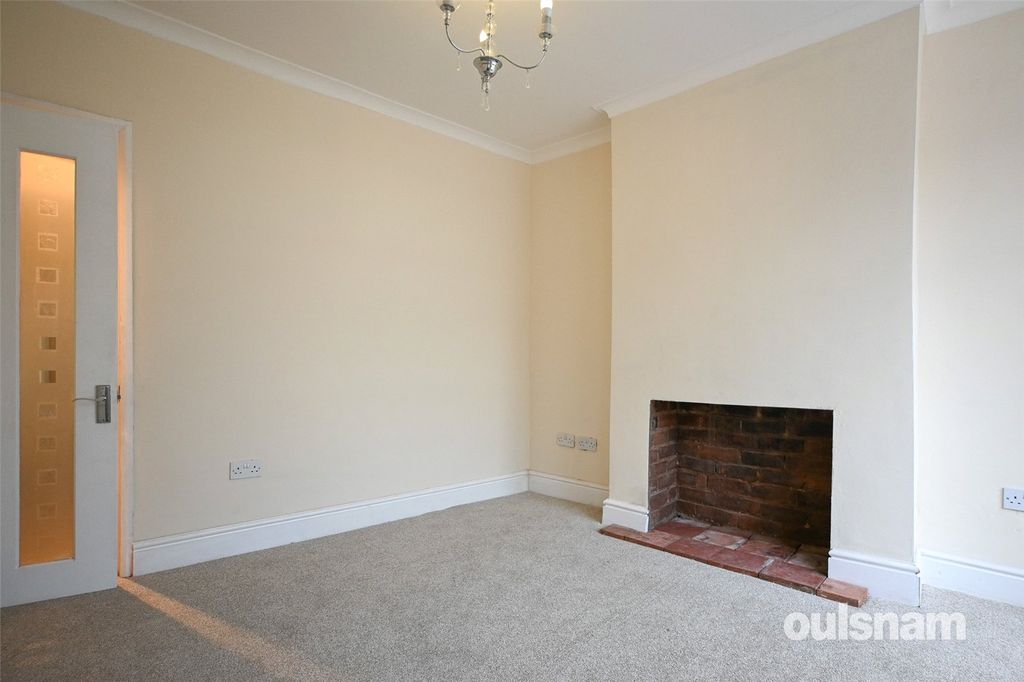 Property photo 3 of 15 Picture No. 02