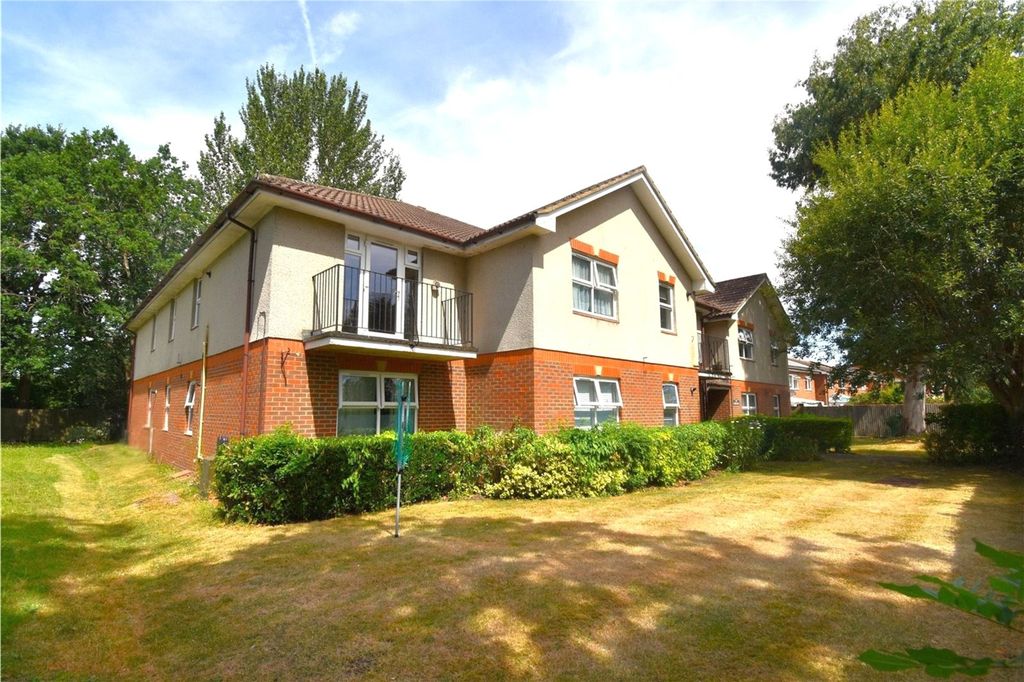 Property photo 1 of 6 Picture No. 10
