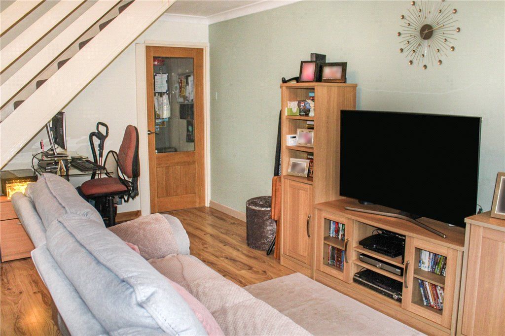 Property photo 2 of 19 Sitting Room