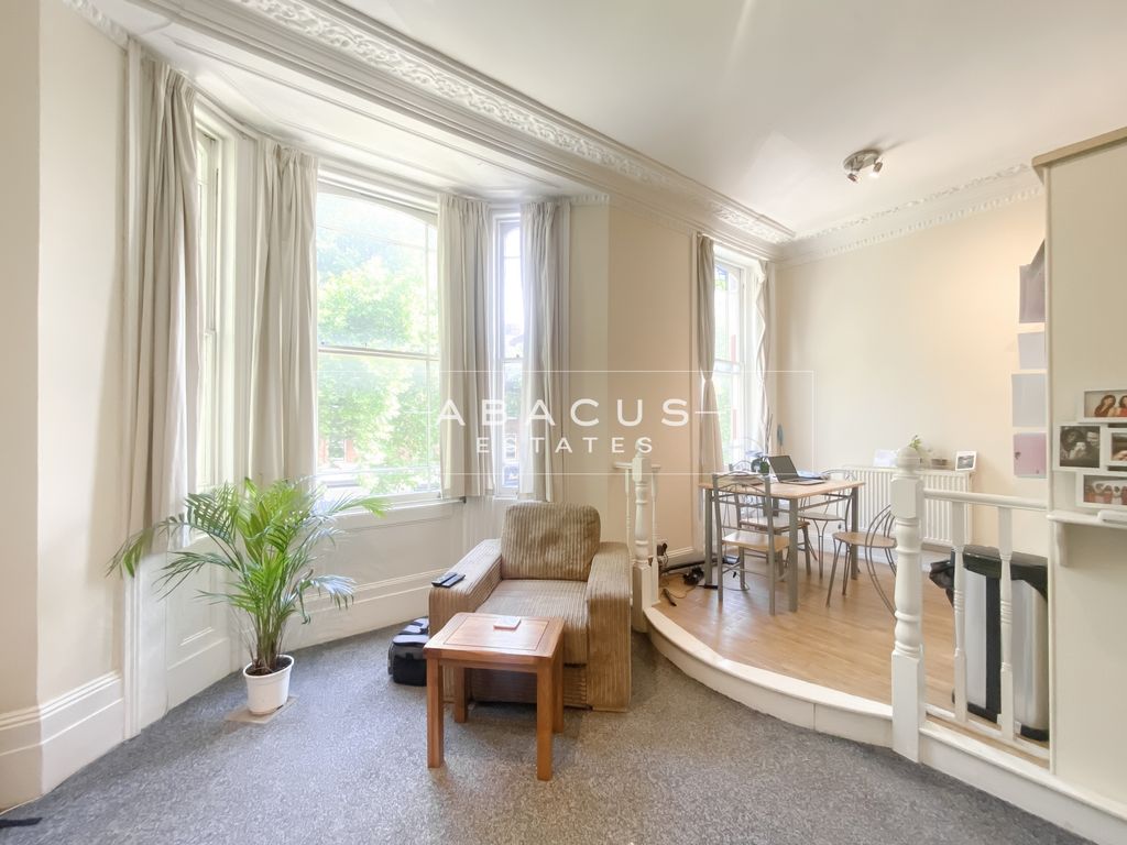 Property photo 3 of 13 Photo 9