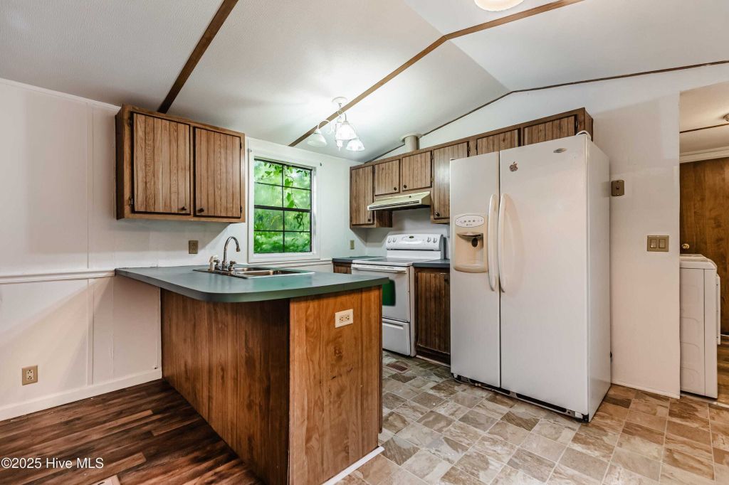Property photo 3 of 17 <Alttext/>
