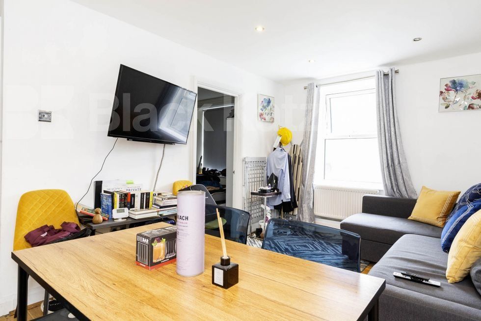 Property photo 2 of 6