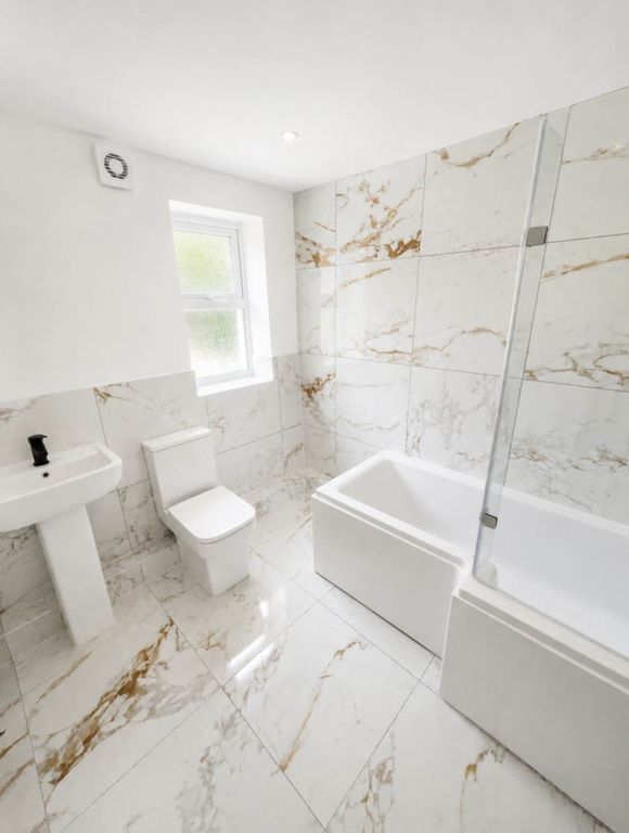 Property photo 2 of 3
