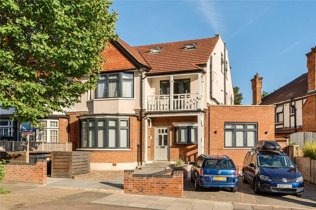 Property photo 2 of 14 Picture No. 29