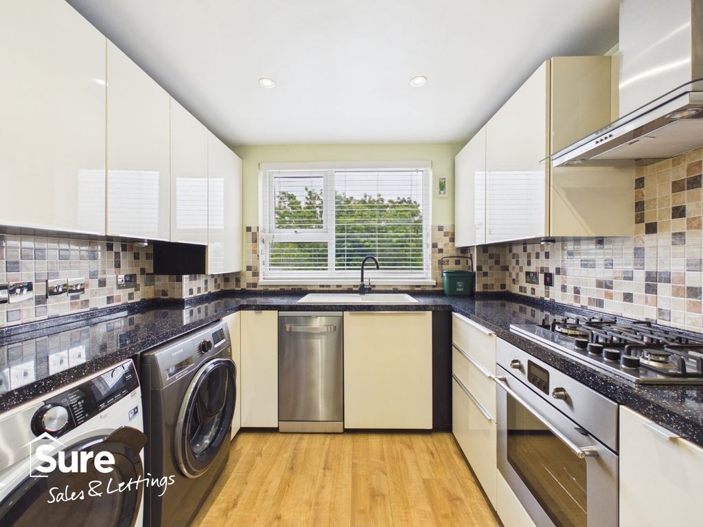 Property photo 3 of 21 5152087