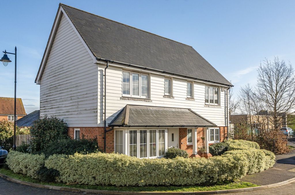 Property photo 1 of 22